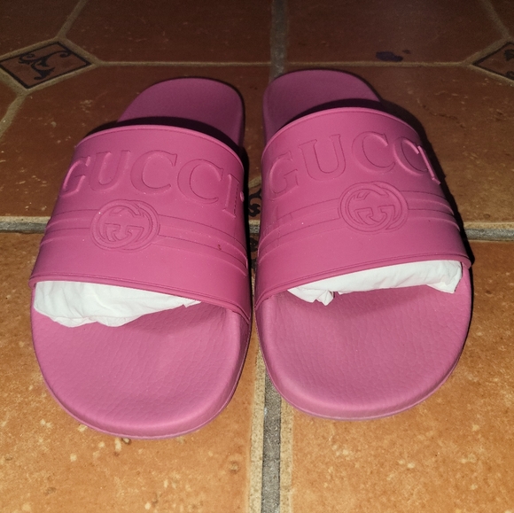 Gucci rubber sole slides - Picture 2 of 6